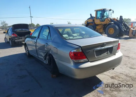 2005 Toyota Camry Le from USA, damaged, VIN 4T1BE30K65U543152